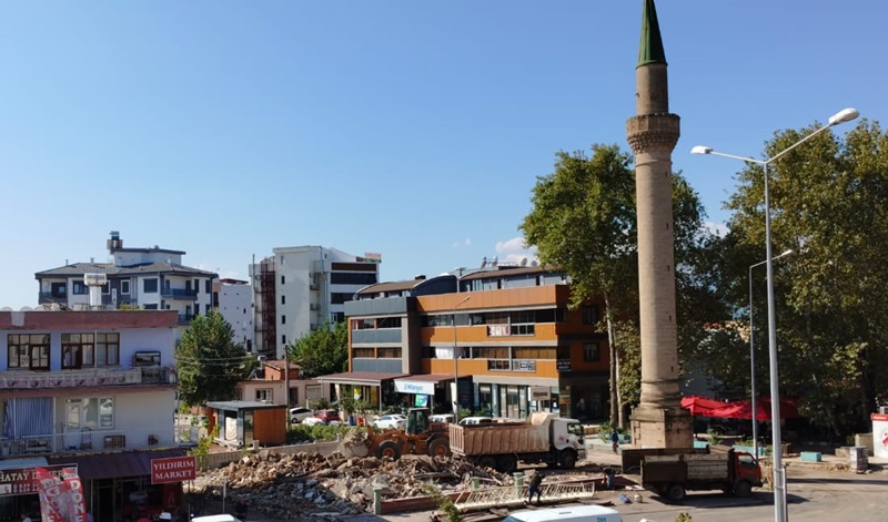 Merkez Hasan Nurlu Camii Yıkıldı