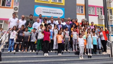 Döşemealtı Yeniköy İlkokulu Kermes ve Çocuk Oyunları Etkinliği Düzenledi